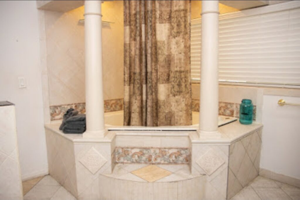 Blind Pass Resort – St. Pete Beach, FL