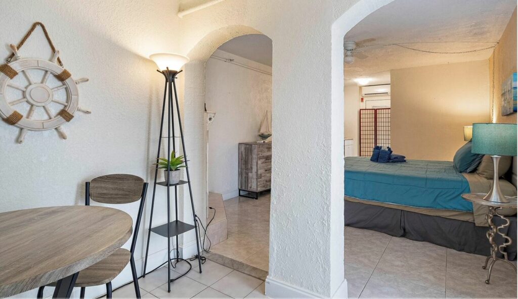 Blind Pass Resort – St. Pete Beach, FL