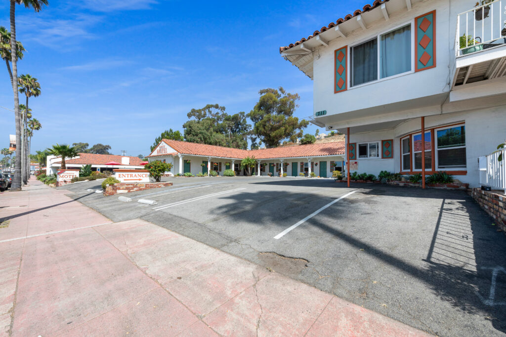 Patriots’ Boutique Motel – San Clemente, CA