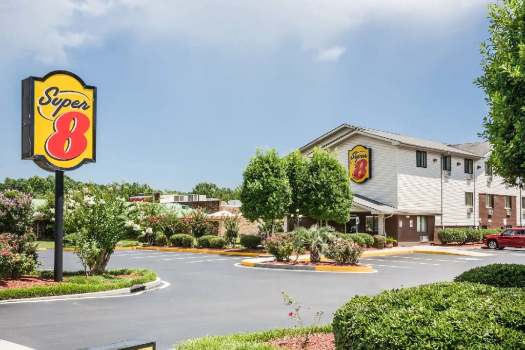 Coastal Suites – Wilmington, NC