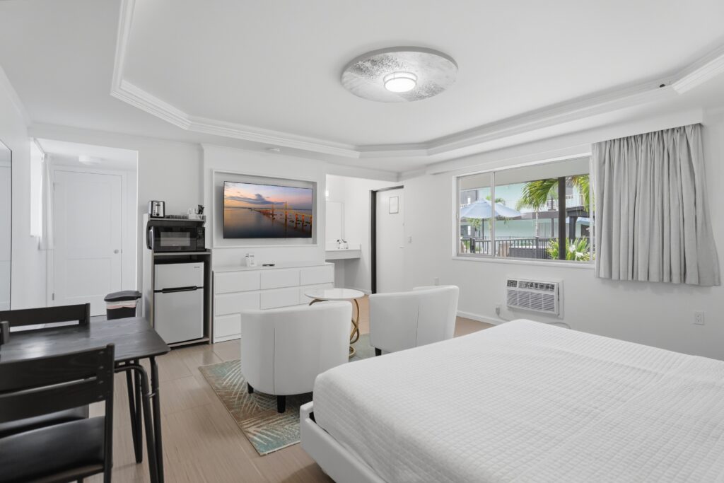 Island House Resort Hotel